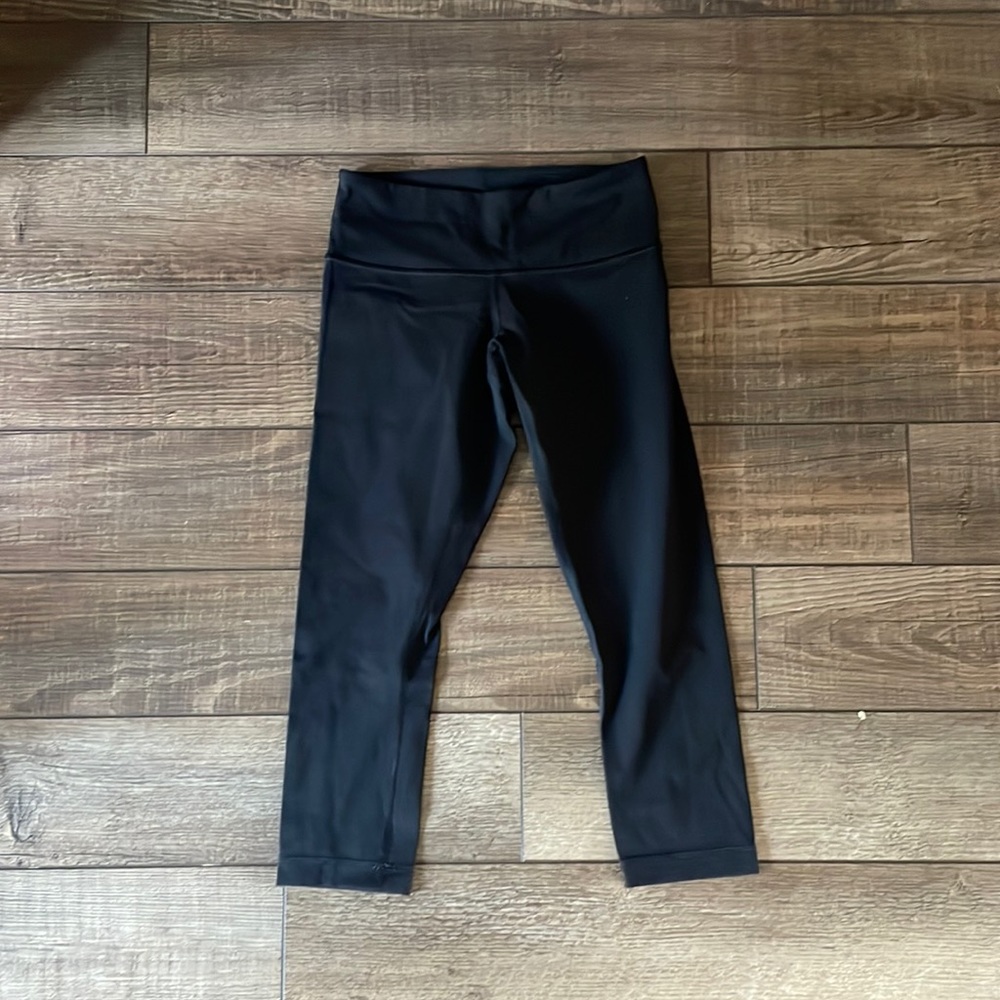 Lululemon crop pants